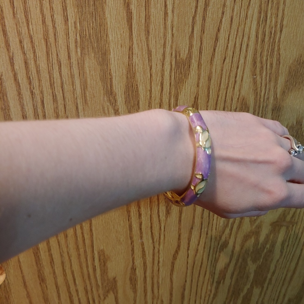 Metal Turtle Bracelet - Picture 3 of 6